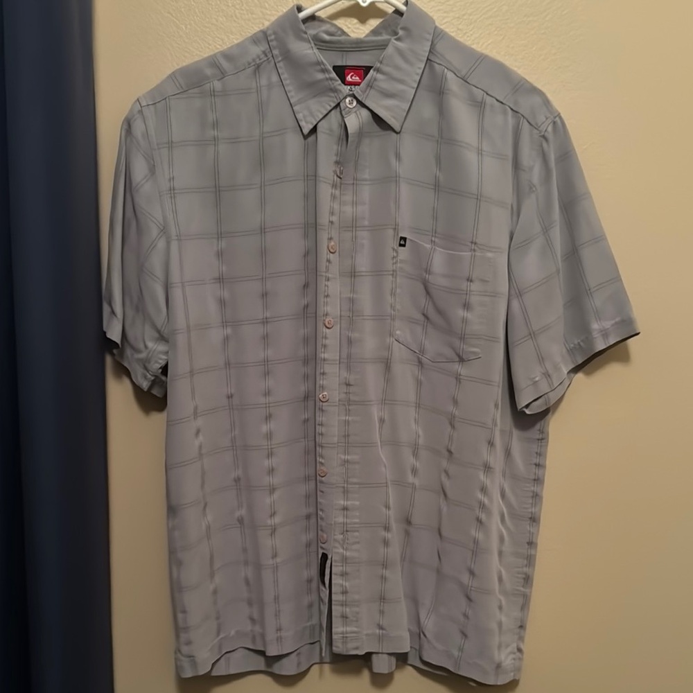 Quiksilver Gray Casual Button Down Shirt